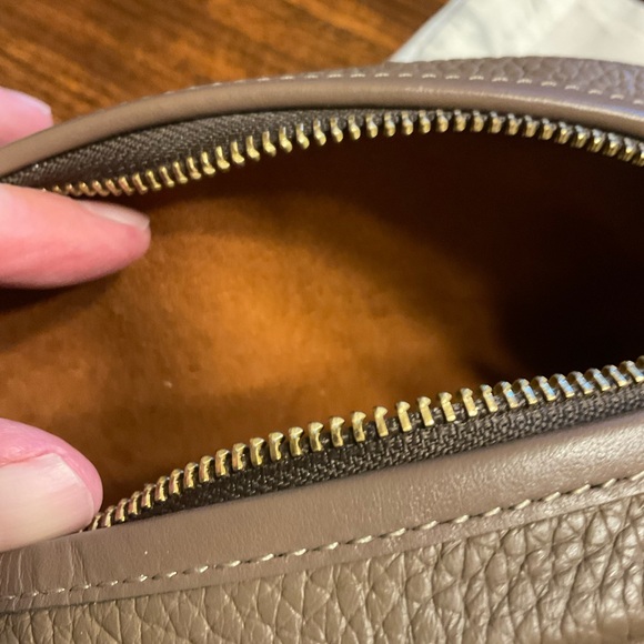 Coach Camera Bag! NEW! - Picture 4 of 7